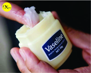 Có nên bội vaseline sau khi xăm mày, Oxspa